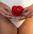 A primeira menstruação pós-parto pode variar em tempo, quantidade e sintomas  Foto: cottonbro / Pexels/Divulgação / Boa Forma
