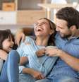 O riso é o melhor remédio  Foto: fizkes | ShutterStock / Portal EdiCase
