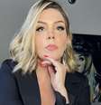 Simony revela como descobriu câncer de intestino: "Muita gente não sabe" -  Foto: Reprodução Instagram (@simonycantora) / Saúde em Dia