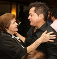 Leonardo com a mãe, Carmen Costa, em foto publicada no dia 19 de outubro de 2020 em Goiás  Foto: Reprodução/Instagram
