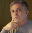 Luciano Huck critica possibilidade de revogação do Novo Ensino Médio: "Retroceder à estaca zero"  Foto: CartaCapital