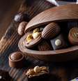 Ovos de Páscoa artesanais são uma alternativa para economizar -  Foto: Shutterstock / Alto Astral
