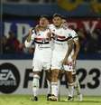 Erison, do São Paulo, comemora gol marcado contra o Tigre pela Sul-Americana, nesta quinta-feira, 6.  Foto: Agustin Marcarian / Reuters
