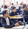 Alunos do ensino médio em São Paulo; educação é fator de mobilidade social.  Foto: Tiago Queiroz/Estadão / Estadão