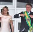 A primeira-dama Michelle Bolsonaro e o presidente Jair Bolsonaro no parlatório do Palacio do Planalto, em 2019  Foto: Wilton Junior/Estadão / Estadão