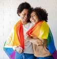 Homofobia é o preconceito contra pessoas transexuais, bissexuais e outras populações que são alvo de discriminação baseada na orientação afetiva e sexual  Foto: iStock