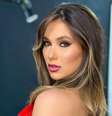 Influenciadora se pronunciou a respeito da polêmica em relação a sua base -  Foto: Reprodução/ Instagram @virginia / Famosos e Celebridades
