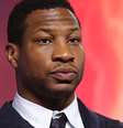 Após ser preso por violência doméstica, Jonathan Majors perde agente  Foto: Lia Toby/Getty Images / Hollywood Forever TV