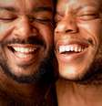 Dupla de artistas independentes de Salvador, Candido e Heder Novaes lançam clipe de Sorria  Foto: Divulgação