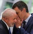 Lula e Pedro Sanchez durante encontro em Madri  Foto: Juan Medina / Reuters