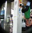 Gasolina mais barata: veja economia nas bombas em São Paulo e no Rio  Foto: Estadão / Estadão