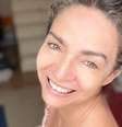 Aos 60 anos, Claudia Ohana fala sobre a idade: "Eu aceito bem"  Foto: Reprodução/Instagram/@ohanareal / Viva Saúde