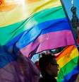Lei russa contra "propaganda LGBT" é considerada vaga e aberta a interpretações, o que acaba permitindo a condenação de indivíduos  Foto: DW / Deutsche Welle