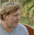 Em entrevista, ator revelou detalhes sobre luta contra vício em drogas  Foto: SBT TV / Reprodução