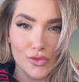 Virgínia Fonseca foi muito criticada na web ao fotografar para a campanha de lançamento de um produto.  Foto: Reprodução, Instagram / Purepeople