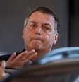 O ex-presidente brasileiro Jair Bolsonaro deixa sua casa após uma operação de busca, em Brasília, Brasil, 3 de maio de 2023.   Foto: Reuters/Adriano Machado