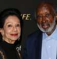 Jacqueline Avant e seu marido, Clarence Avant  Foto: Adoro Cinema