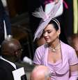 Katy Perry escolheu um chapéu cansativo para a coroação de Charles  Foto: Gareth Cattermole / Reuters