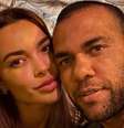 Daniel Alves recebeu uma declaração de amor pública de Joana Sanz.  Foto: Reprodução, Instagram / Purepeople