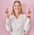 Saiba como atrair as boas vibrações para a semana -  Foto: Shutterstock / João Bidu