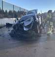 Tesla pega fogo em rodovia dos EUA  Foto: Metro Fire of Sacramento