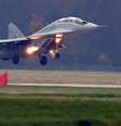Dois caças MiG-29 e um F-16 foram chegaram a decolar para interceptar objeto  Foto: DW / Deutsche Welle