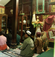 Centro Islâmico de Al-Fatah em Yogyakarta, na Indonésia, tem cerca de 63 membros, todos transgêneros  Foto: BBC News Brasil