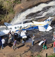 O avião em que Marília e outras quatro pessoas de sua equipe estavam caiu em uma cachoeira em MG  Foto: Reprodução