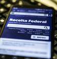 IR 2023: Consulta ao primeiro lote de restituição é liberada nesta quarta; veja como checar  Foto: Marcello Casal Jr./Agência Brasil / Estadão