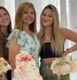 A ex-companheira de Gugu Liberato, Rose Miriam Di Matteo, comemorando aniversário com as filhas  Foto: Instagram/@rosemiriamoficial / Estadão