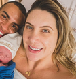 Thiago Oliveira anunciou o nascimento de sua primeira filha com Bruna Matuti, a pequena Ella  Foto: Reprodução/Instagram/Thiago Oliveira