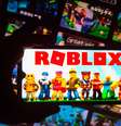 Roblox é um jogo infantil com itens pagos com dinheiro real  Foto: Getty Images
