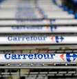 Imagem mostra fileira de carrinhos da rede de supermercados Carrefour  Foto: Divulgação / Alma Preta