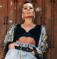 Adriane Galisteu com a calça de Tina Turner em Portugal   Foto: Reprodução/Instagram / Elas no Tapete Vermelho