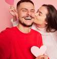 O mês do amor tá on! Confira o que reservam as previsões de amor em junho para todos os signos do zodíaco! -  Foto: Shutterstock / João Bidu