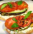 Bruschetta - com tomate e legumes grelhados, deliciosa e fácil;  Foto: Bake and Cake Gourmet