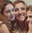 Maíra (Sophie Charlotte), Zoé (Regina Casé) e Vanessa (Letícia Colin) conquistaram o público  Foto: Divulgação