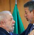 Lula e Lira em foto de janeiro; ambos se encontraram na manhã desta segunda, 5, fora da agenda, no Palácio da Alvorada  Foto: Reuters / BBC News Brasil