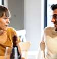 Ação promovida visa oferecer uma experiência mais segura para mulheres nos primeiros encontros -  Foto: Shutterstock / Alto Astral
