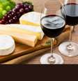 Queijo e vinho: jantar simples, romântico, sem complicações com opções interessantes de acompanhamentos  Foto: Bake and Cake Gourmet