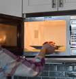 Os alimentos que não forem refrigerados e requentados adequadamente podem representar um risco à saúde   Foto: Envato