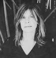 Linda Hamilton em imagem divulgada no anúncio de sua participação no elenco de 'Stranger Things', da Netflix  Foto: Twitter/@netflix / Estadão