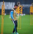 Atacante Ferreirinha convive com problemas físicos há dois anos –  Foto: Lucas Uebel/Grêmio / Jogada10