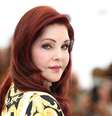 Após fim de batalha judicial, Priscilla Presley posa com as netas  Foto: Getty Images / Hollywood Forever TV