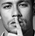 Neymar usa a tatuagem ‘Shhh...’ no dedo para pedir aos críticos que se calem; serve também a quem fala demais buscando a fama instantânea   Foto: Reprodução