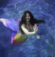 Karoline trabalha como sereia profissional há 10 anos no Aquário de São Paulo  Foto: Divulgação/Aquário de São Paulo