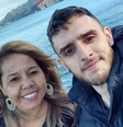 Matheus Gaidos e sua mãe Isabel Martines  Foto: Foto:Reprodução Facebook/Isabel Mrtines