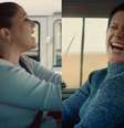 Maria Rita e Elis Regina juntas em comercial da Volkswagen com deepfake  Foto: Divulgação/Volkswagen / Pipoca Moderna