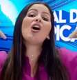 Joélia Luz reagiu furiosa contra um telespectador descontente  Foto: Reprodução