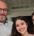 Sandra Annenberg e o marido, Ernesto Paglia, com a filha, Elisa  Foto: Reprodução / Instagram / Mais Novela